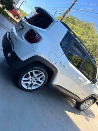 JEEP RENEGADE 1.8 16V FLEX LIMITED 4P AUTOMÁTICO JEEP RENEGADE 1.8 16V FLEX LIMITED 4P AUTOMÁTICO